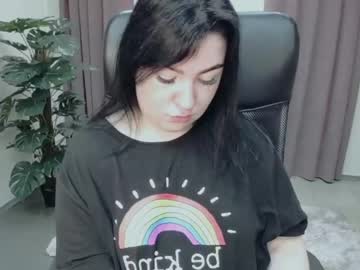 shy_adele