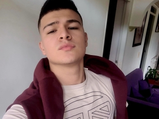 tyler_dick@xh