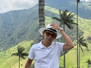whithe_boy28