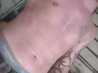 TattedWhtBoy9